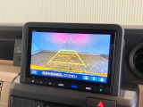 【バックカメラ】リバースにするだけで映ります、後方の安全確認や、狭い駐車場での車庫入れ、雨の日や夜間など視界の悪い時に便利です!安全にバックする為には欠かせない装備です。