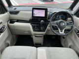 周囲が広く見わたせて、車両感覚もつかみやすいです!