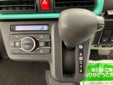 3.「認定中古車カルテ」は、走行距離や修復歴に加えてキズ・凹みの有無・状態や消耗品の交換、過去の整備状況がわかります。