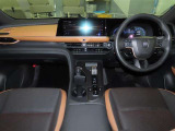 見通しの良いすっきりとした視界で誰でも運転しやすいです。運転のしやすさは疲れにくさにもつながりますよ♪