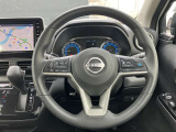 ステアリングスイッチ搭載!ハンドルひとつで手を離さなくても運転中視線をそらさなくても操作が出来て便利です