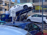 『日本全国登録ご納車承ります』ご納車方法として当店での受渡し、遠方のお客さまへは弊社指定陸送会社による納車(※一部離島を除く)も承っております〈お見積り時登録納車費用(陸送日数)をご提案いたします〉。