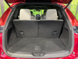 【パワーバックドア】スマートキーや運転席のボタンを押すだけでリアゲートが自動で開閉します!荷物を持っている時や、高い位置にあるバックドアを閉める際に便利な機能です♪