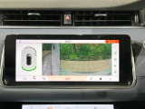◆サラウンドカメラ(360&deg;カメラ)『車載のカメラを駆使し、車を真上から見下ろしている映像に変換、センターディスプレイに表示させ、安全な駐車をサポート。縦列駐車や狭い場所への駐車に大きく役立ちます。』