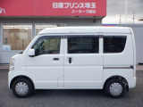 内外装およびエンジンル-ムなど専用クリ-ニング致します。車両クリ-ニングのプロが施工致しますので!高品質な1台に蘇りますよ♪(全在庫無料施工)