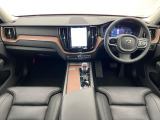 XC60 リチャージ アルティメット T6 AWD PHEV 4WD 