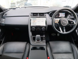 Eペイス Rダイナミック HSE 2.0L D200 ディーゼル 4WD 