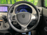 【純正革巻きステアリング】上質な革を使用することで、手にしっかり馴染みとても運転しやすいハンドルです♪