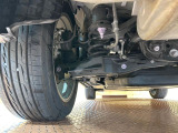 お車を安心してお乗りいただく為には、足回りの定期点検が欠かせません。サービスサポート(有償保証)では無料点検もご提供しており、安心のカーライフをお過ごしいただけるサポート体制が整っています。