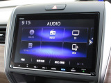 ナビゲーションはギャザズ9インチナビ(VXM-207VFNi)を装着しております。AM、FM、CD、DVD再生、Bluetooth、音楽録音再生、フルセグTVがご使用いただけます。