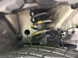 お車を安心してお乗りいただく為には、足回りの定期点検が欠かせません。サービスサポート(有償保証)では無料点検もご提供しており、安心のカーライフをお過ごしいただけるサポート体制が整っています。