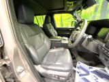 【運転席8WAYパワーシート】リクライニングからシートリフターまで、スイッチ一つで簡単にシートの微調整が可能!自分に最適なシートポジションにセットして、快適なドライブをお楽しみください。