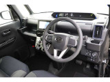 見通しの良いスッキリとした視界で、どなたでも運転しやすいです♪運転のしやすさは疲れにくさにも繋がりますよね♪