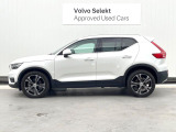 購入後は全国のVOLVO正規ディーラーにてアフターサービスをお受けいただけます。定期点検サービス、延長保証などの有料サービスも手厚くご用意しておりますので、ご不安事はお気軽にご相談下さい。