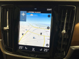 【9インチタッチスクリーン純正HDDナビ】「Apple Car Play」「Android Auto」対応のボルボ先進ナビゲーション「SENSUS」。最新地図データへ無料更新してお渡しします。