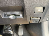 ETC車載器あります。ETC専用の出口やIC,JCTが増えていますので必須アイテムですね。