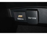 USB端子ソケット装備!アクセサリーDC12Vソケット装備!