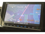 純正ナビ搭載車!!型式VXM-185VFNi CD/DVD/Bluetooth/USB/ミュージックサーバー/SD フルセグ対応してます! 初めての道でも安心・快適なドライブをサポートします!