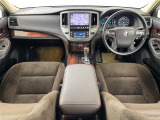 クラウン ハイブリッド 2.5 ロイヤルサルーン Four 4WD 4WD 修復歴無し