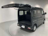大きく開く開口部で荷物の出し入れもラクラクです。