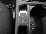 電動パーキングにブレーキホールドも付いております!