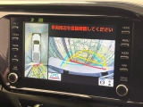 【パノラミックビューモニター】専用のカメラにより、上から見下ろしたような視点で360度クルマの周囲を確認することができます☆死角部分も確認しやすく、狭い場所での切り返しや駐車もスムーズに行えます。