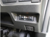 ETC車載器付き☆ セットアップ作業もご依頼いただければご納車までに行います!納車当日から有料道路をご利用いただけます♪