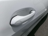 営業スタッフ全員で頑張って仕上げしております。お問合せお待ちしております!