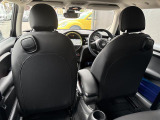 ◆LIBERALAは、輸入車選びの新たなスタイルを提案するインポート・セレクト・ブランドです。オーナー様となる方がクルマから直接感じる感性を第一にした、最良の一台との出会いをコーディネートいたします。