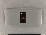あおり運転をされても安心!緊急通報も可能、ボタンを押すだけでオペレーターにつながるSOSコール付。(別途登録費用が必要となります。)