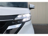 LEDヘッドライトで暗い夜道も明るく照らしてくれます!