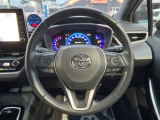 インテリアに合わせたデザインのステアリングは、運転される方のことも考え、運転しやすい形状、大きさです。是非一度、実際に触ってお確かめください。