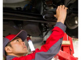 認定中古車&rdquo;Autoexpert&rdquo;は、その名の通り、真の歓びをお届けするエキスパートです。高品質車両だけを厳選し、TECマエストロが綿密なコンディションチェックを実施。