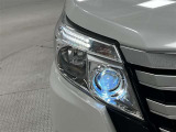 LEDヘッドライトとオートマチックハイビームで夜間走行時の安心感が違います!ヘッドライトレンズ表面に剥がれがありますので、御来店時にご確認ください。