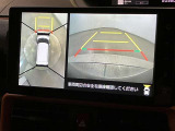 【パノラミックビューモニター&フロントビュー】見通しの悪い交差点やT字路などで車両前方と左右の状況確認をする為に車両上方と前方カメラからの映像を同時に表示するので周りがハッキリ確認でき安心です。