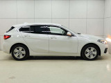 中古車だけではなく、新車も多岐にわたり、正規輸入車販売を行っております。各店舗選りすぐりの仕入ネットワークの中からあなたにピッタリのお車を探します!