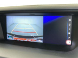 バックモニター付なので後退時に後方が見えるので安心。 車は構造上、死角がたくさんなので万が一を考えると必須ですね。 あくまで補助の為の装備、バックは目視で確認する事が重要ですよ。