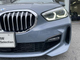 また、BMW正規認定中古車は、エマージェンシーサービスが自動付帯。24時間365日、皆様のカーライフをサポート致します。確かな安心のうえで、「駆けぬける歓び」をご堪能ください。