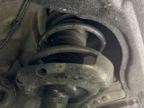 お車を安心してお乗りいただく為には、足回りの定期点検が欠かせません。サービスサポート(有償保証)では無料点検もご提供しており、安心のカーライフをお過ごしいただけるサポート体制が整っています。