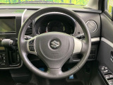 【ステアリングスイッチ】運転中、前方から目線をそらすことなく、オーディオ等の操作が可能な便利機能!安心&快適なドライブを演出してくれます♪
