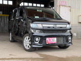 キッズスペースもございます♪お子様連れの方もごゆっくりとお車を見ていただけます☆