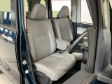 【運転席・助手席】内装ルームクリーニング済みです。しっかり綺麗にしていますので、是非、お確かめください。車に自信があるからこそ、是非一度ご来店頂き内外装も見てもらえると幸いです。