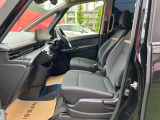 ご納車前にスタッフが入念に清掃し気持ちよく乗り出せるように致します。