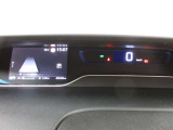 デザイン性に長けており、分かりやすて見やすいスピードメータです。
