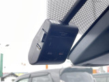 【ドライブレコーダー】映像・音声などの運転中の記録を残します。事故などを起こした起こされた時の証拠になりえますので、もしも時でも安心ですね。
