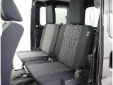 ゆとりある広々とした車内空間は、ドライブを始め買い物やレジャーなど、幅広く活躍します。一人でもみんなとでもお出かけを楽しみましょう!