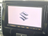 【メーカー純正ナビ】インテリアに溶け込むスタイリッシュな「専用設計」メーカーナビを装備♪視認性や操作性など基本性能にも優れ、より上質なカーライフをお楽しみいただけます。