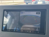 【アラウンドビューモニター】専用のカメラにより、上から見下ろしたような視点で360度クルマの周囲を確認することができます☆死角部分も確認しやすく、狭い場所での切り返しや駐車もスムーズに行えます。