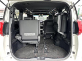 【ラゲッジスペース】展示車両のシートアレンジなど実際にお使いになるシチュエーションを想像しながらご覧いただけます♪