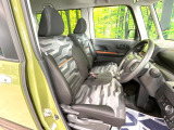 運転席シート廻りは使用感も少なく、良好な状態となっています。丁寧に使われていたことがよくわかりますね。